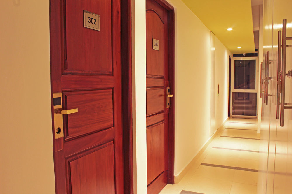 Thilhara Days Inn Коломбо Екстер'єр фото