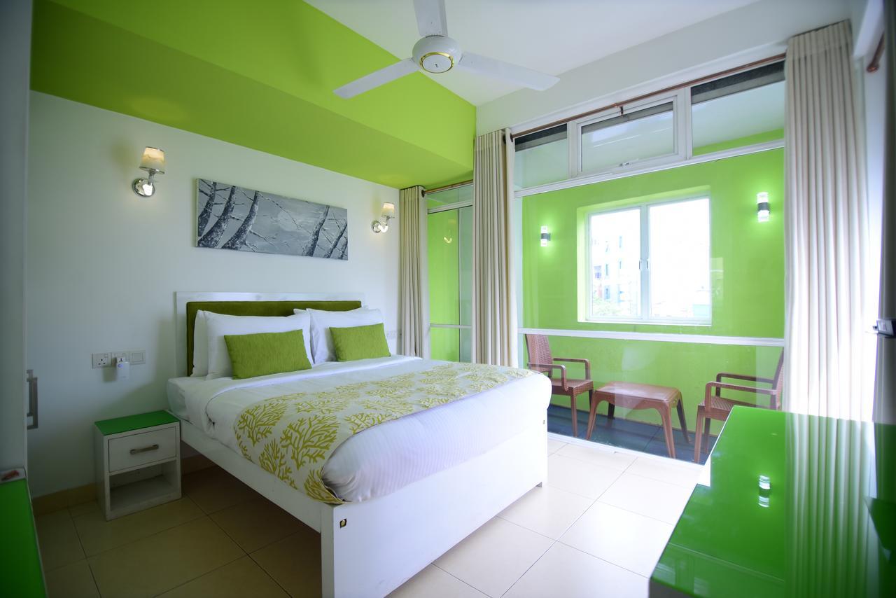Thilhara Days Inn Коломбо Екстер'єр фото